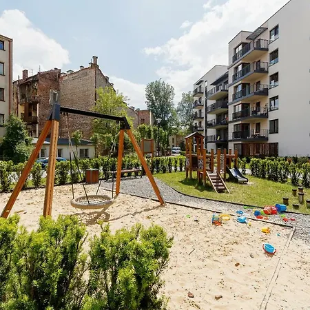 Przedwiosnie By Renters Lägenhet